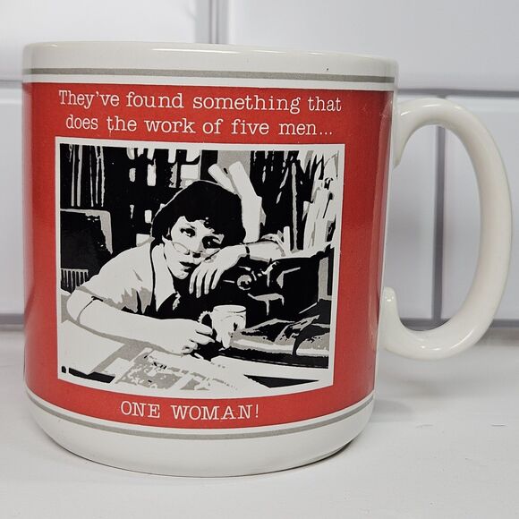 Vtg Black White Coffee Cup Red Mug Comic Strip One Woman Does The Work Of 5 Men - Picture 2 of 12